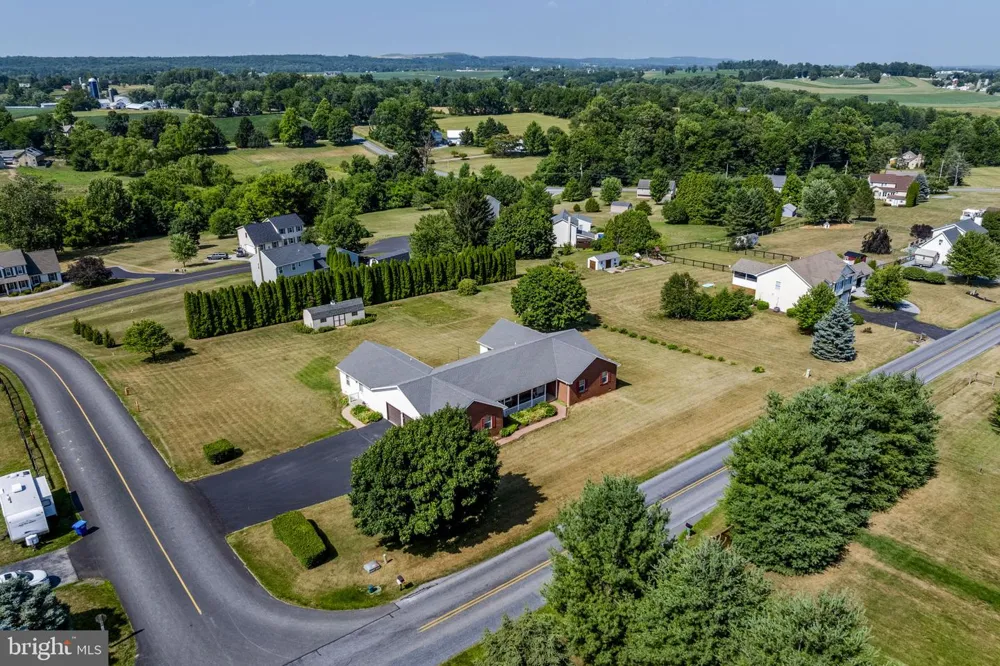 469 GAULT ROAD Narvon, PA 17555