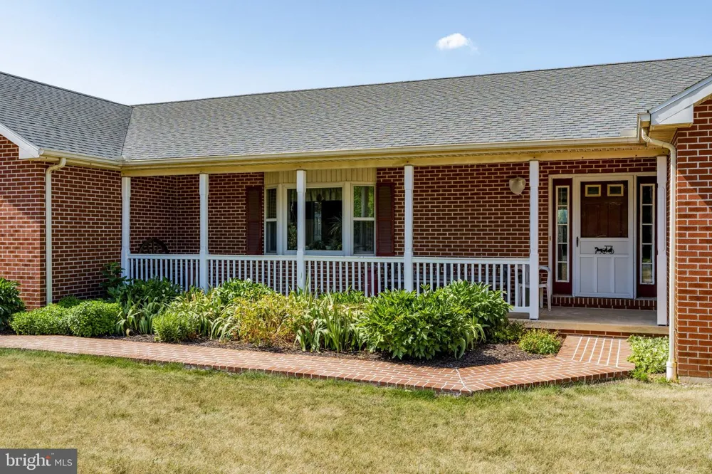 469 GAULT ROAD Narvon, PA 17555