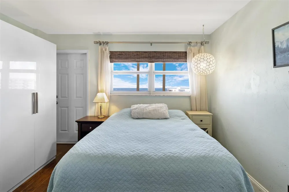 1160 Hillsboro Mile #903 Hillsboro Beach, FL 33062