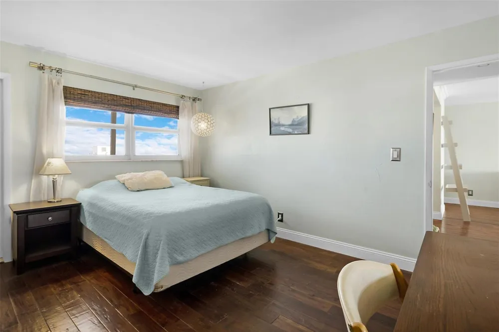 1160 Hillsboro Mile #903 Hillsboro Beach, FL 33062