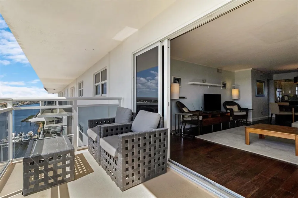 1160 Hillsboro Mile #903 Hillsboro Beach, FL 33062