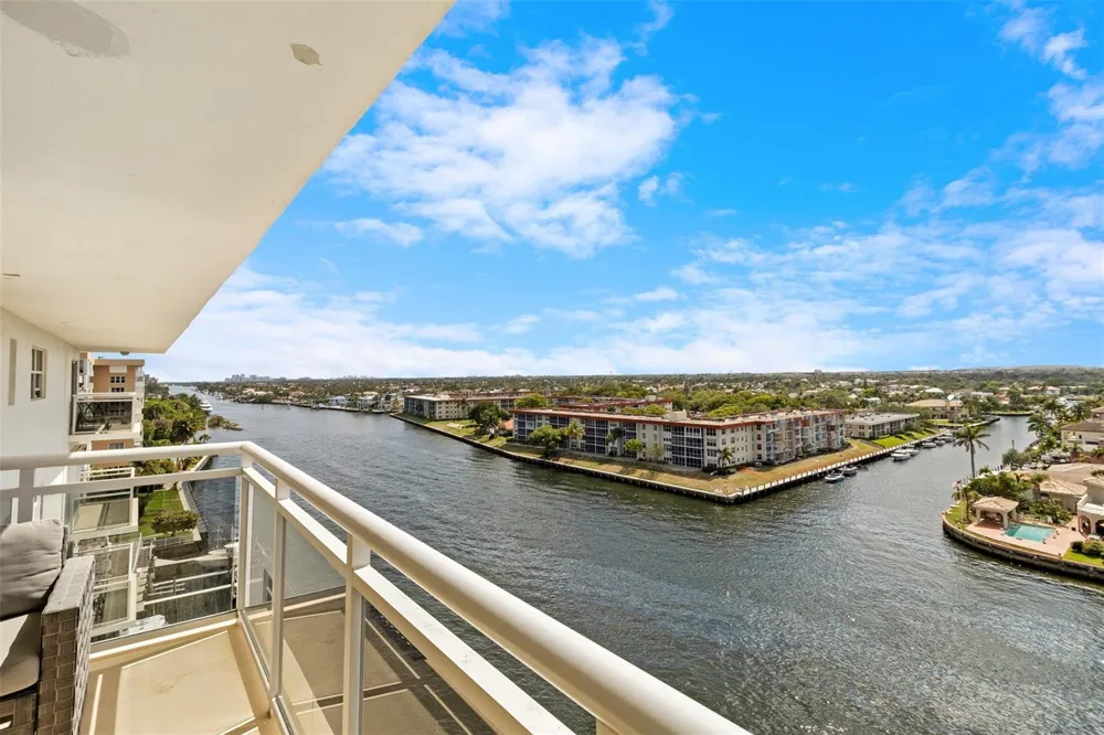 1160 Hillsboro Mile #903 Hillsboro Beach, FL 33062