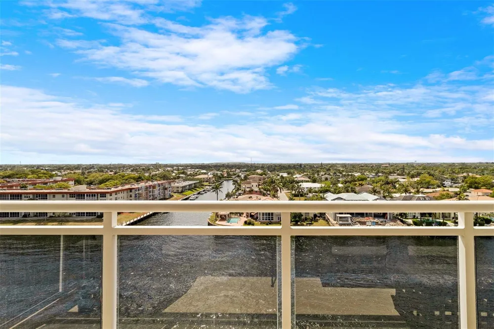 1160 Hillsboro Mile #903 Hillsboro Beach, FL 33062