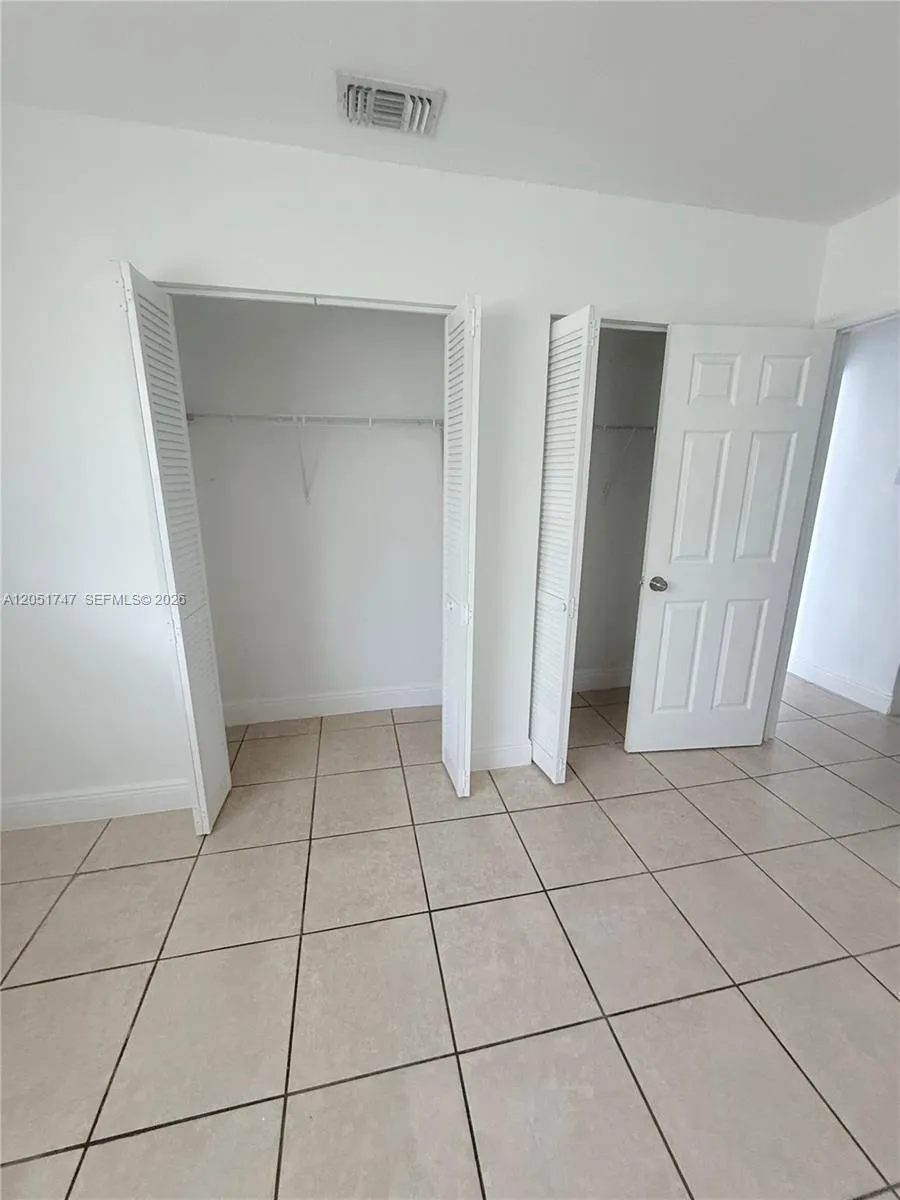 1990 NW 183rd St #5 Miami Gardens, FL 33056