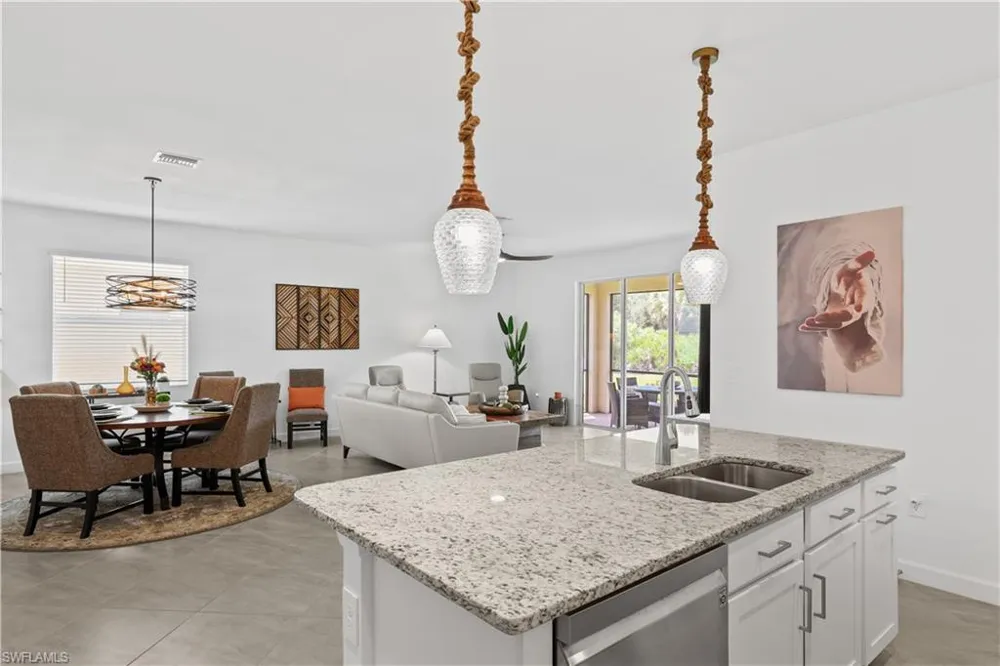 3390 Weston Manor Drive Alva, FL 33920