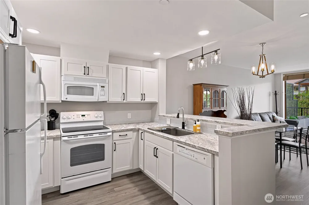 2220 W Woodin #105 Chelan, WA 98816