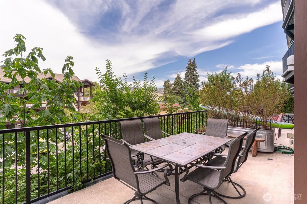 2220 W Woodin #105 Chelan, WA 98816