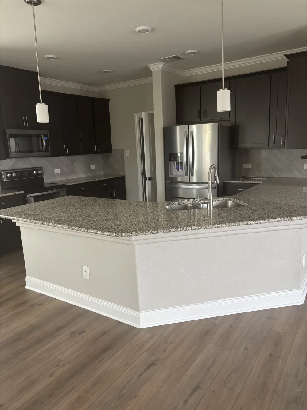 220 S Rocroi Drive Georgetown, TX 78626