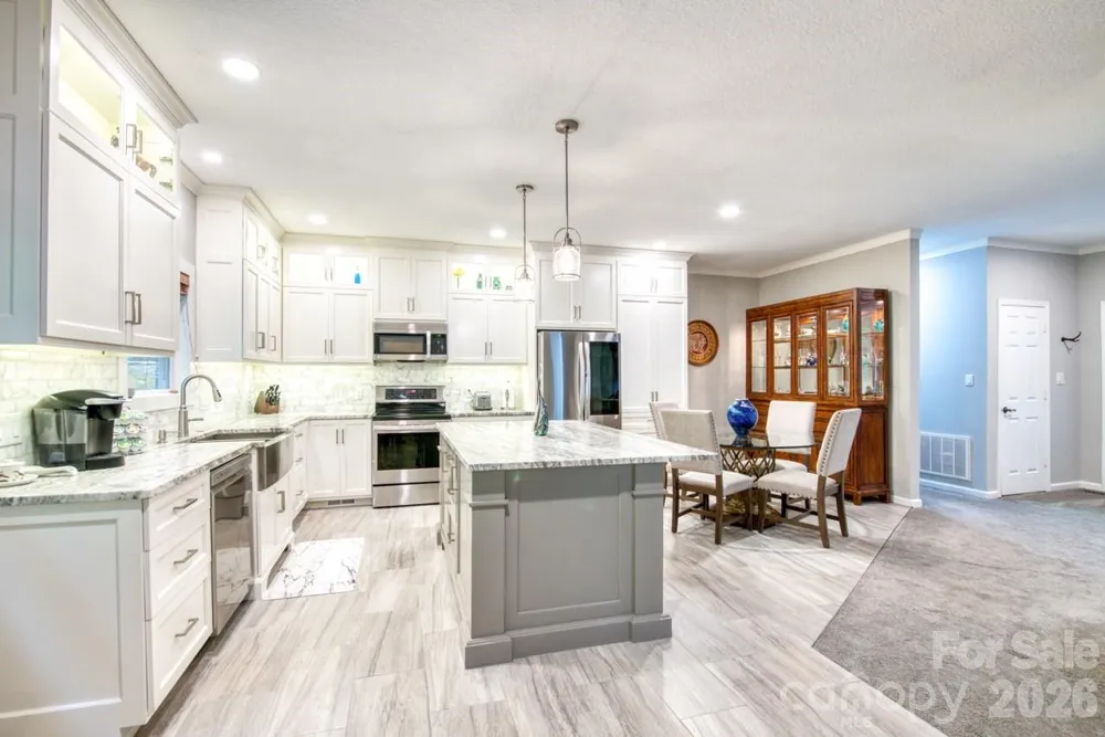7 Higel Lane Maggie Valley, NC 28751