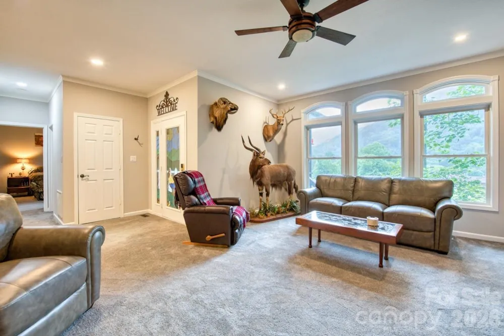 7 Higel Lane Maggie Valley, NC 28751