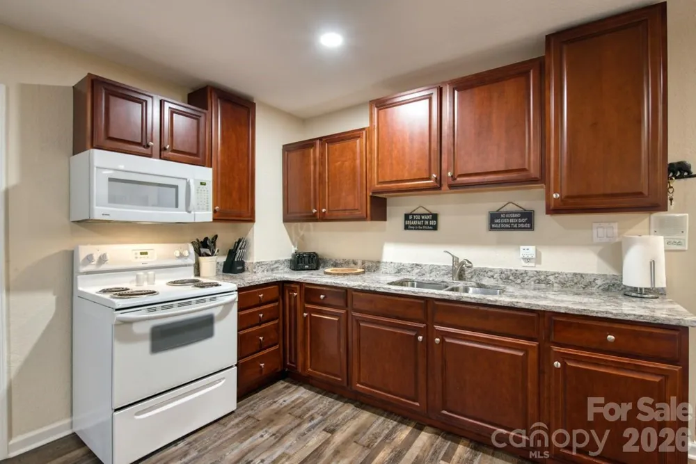 7 Higel Lane Maggie Valley, NC 28751