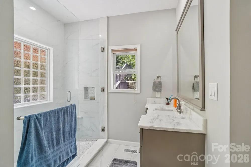 7 Higel Lane Maggie Valley, NC 28751