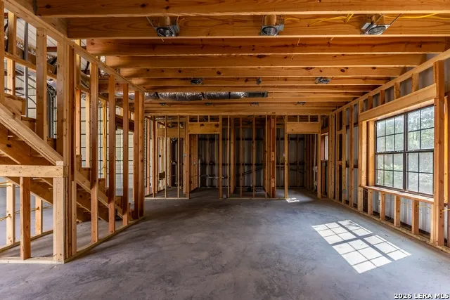 1324 Private Road 4055 Lexington, TX 78947