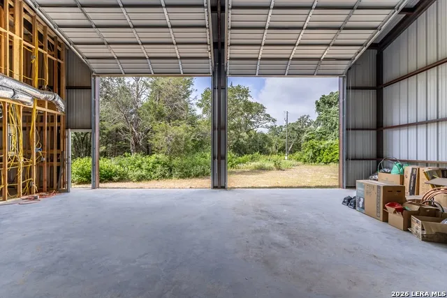 1324 Private Road 4055 Lexington, TX 78947