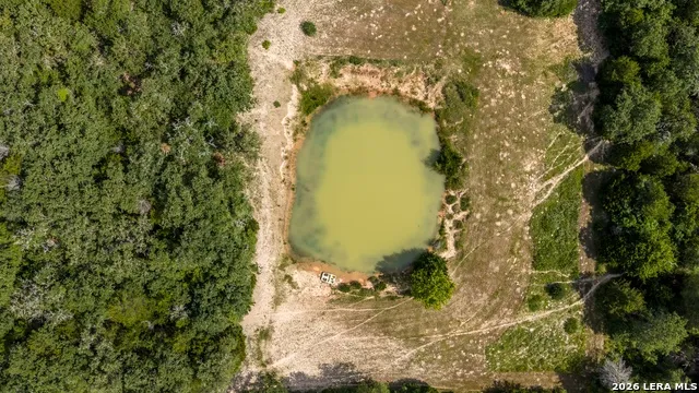 1324 Private Road 4055 Lexington, TX 78947