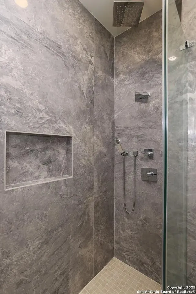 123 Lexington Avenue #1210 San Antonio, TX 78205