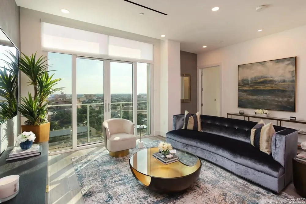 123 Lexington Avenue #1210 San Antonio, TX 78205