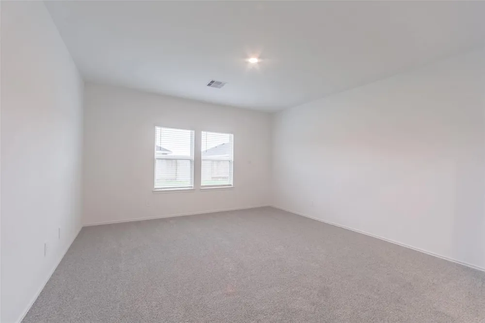 2209 Laurel Bloom Ln Sealy, TX 77474