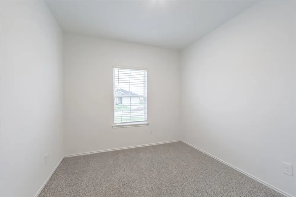 2209 Laurel Bloom Ln Sealy, TX 77474