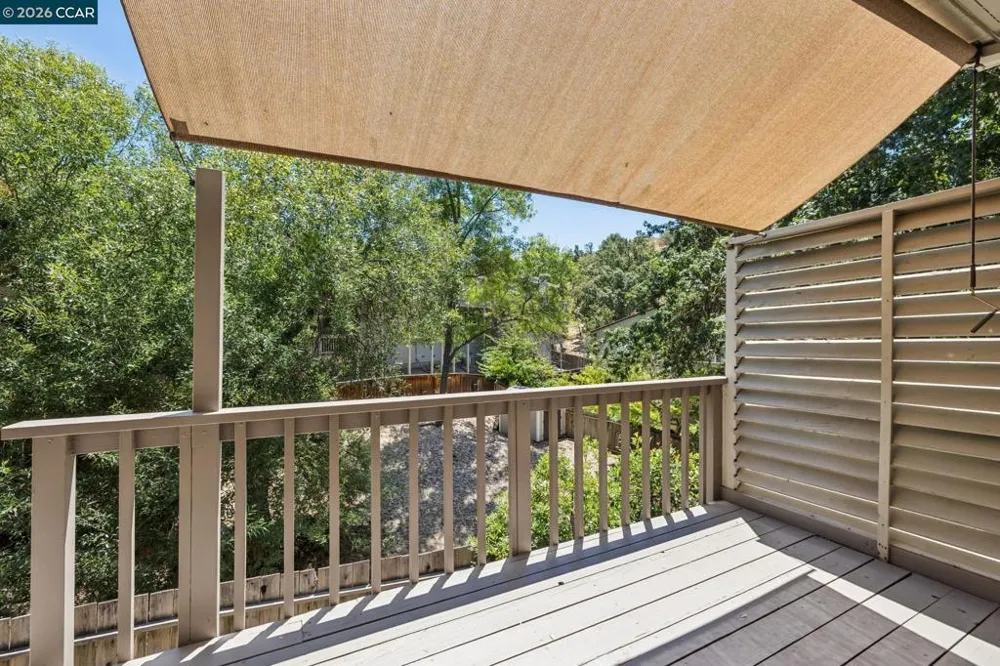 12 Heritage Oaks Rd Pleasant Hill, CA 94523