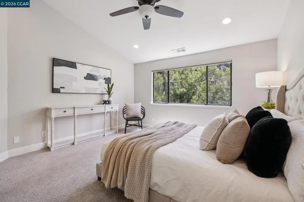 12 Heritage Oaks Rd Pleasant Hill, CA 94523