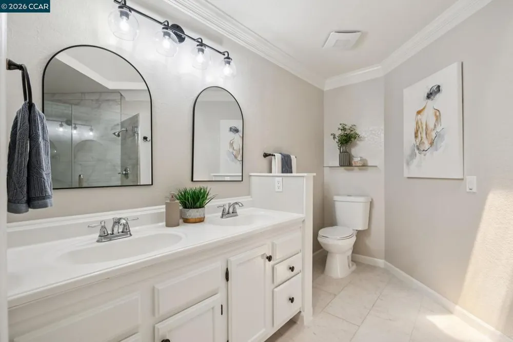 12 Heritage Oaks Rd Pleasant Hill, CA 94523