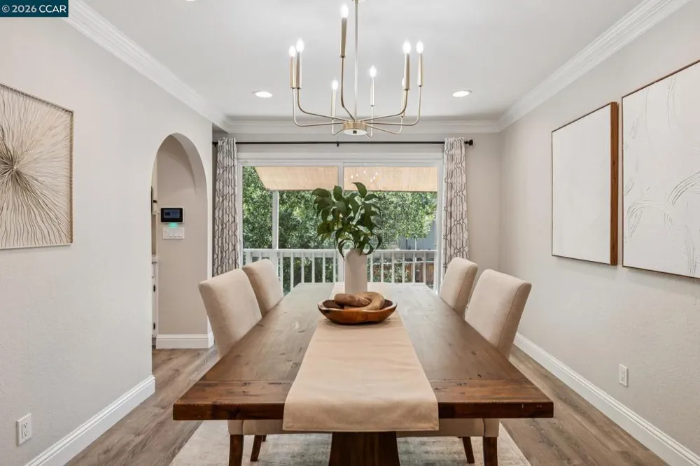 12 Heritage Oaks Rd Pleasant Hill, CA 94523
