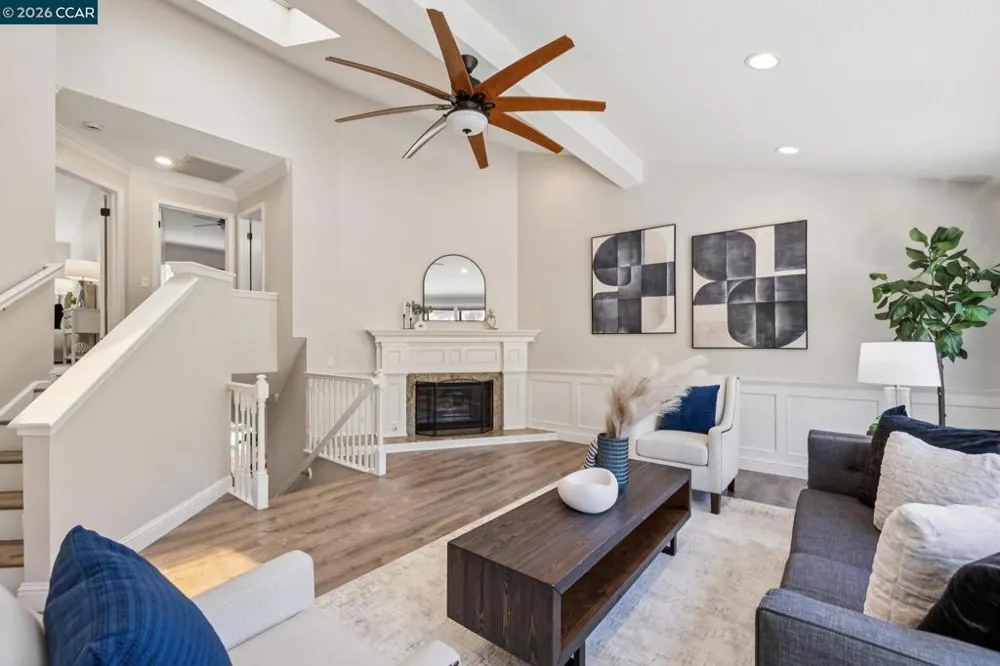 12 Heritage Oaks Rd Pleasant Hill, CA 94523