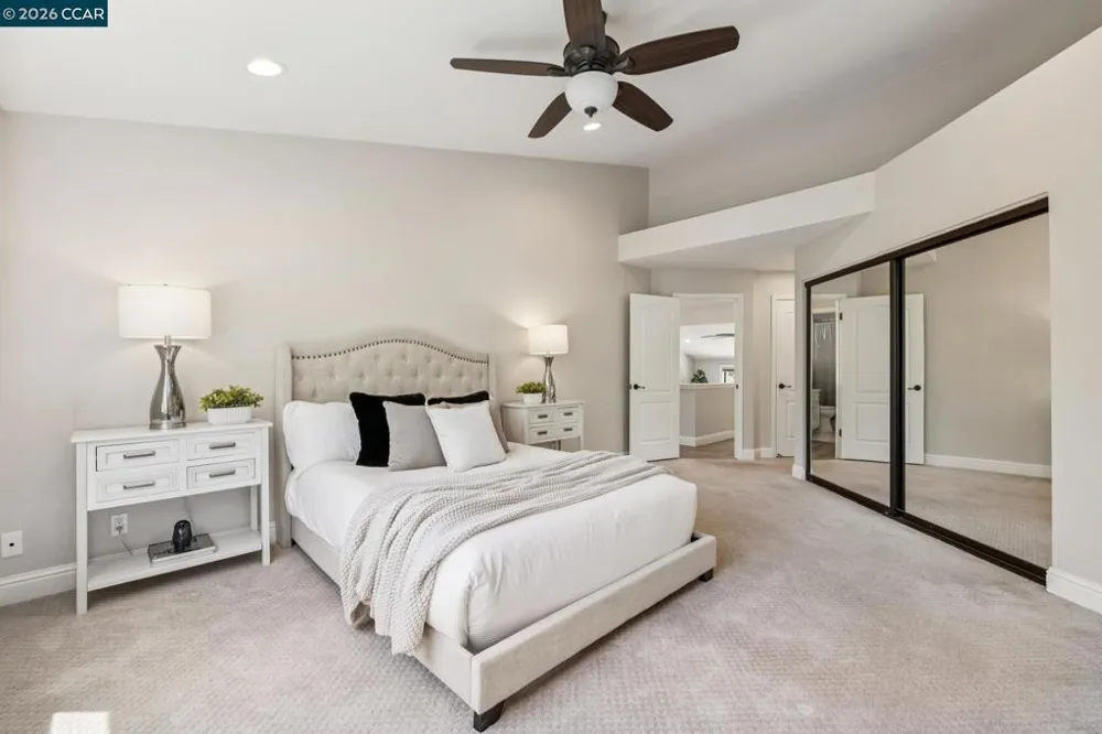 12 Heritage Oaks Rd Pleasant Hill, CA 94523