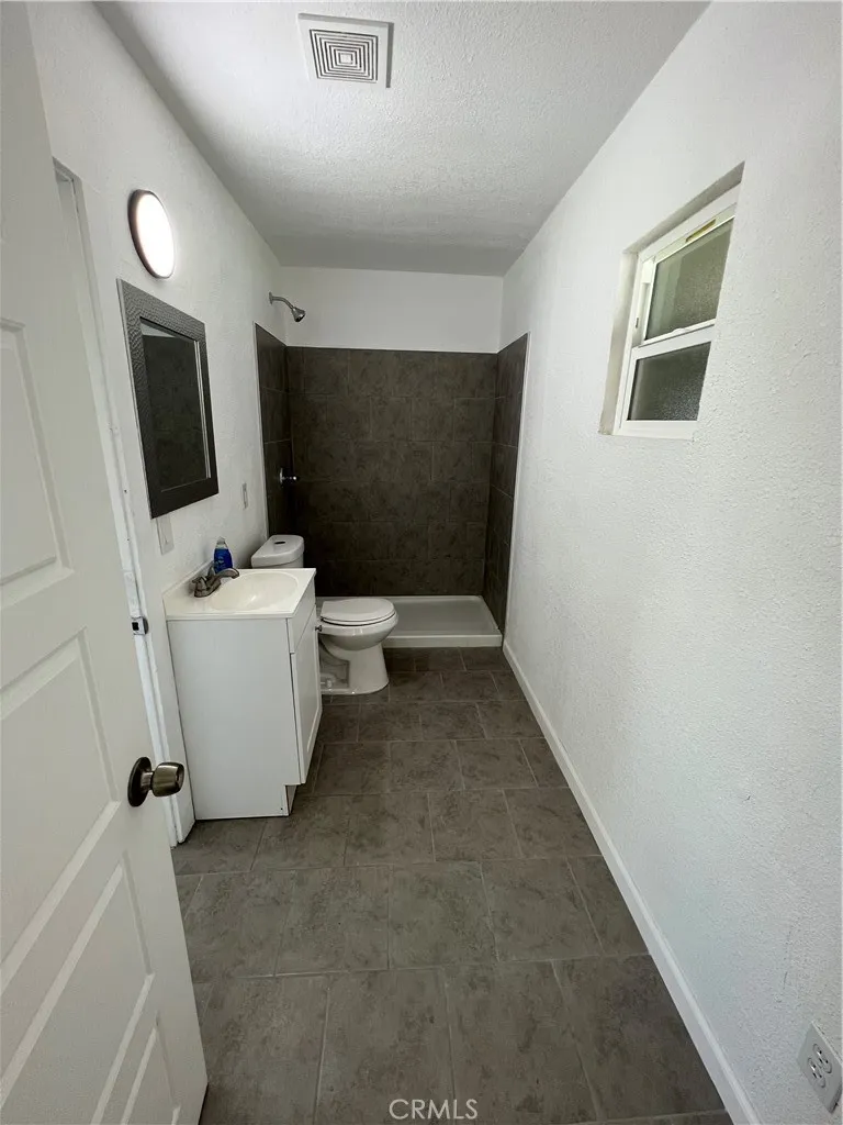 1906 Mentone Blvd #A Mentone, CA 92359