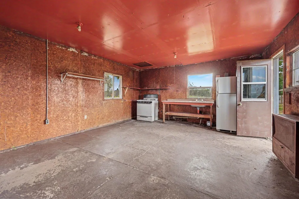 3735 S Stone Road S Fremont, MI 49412