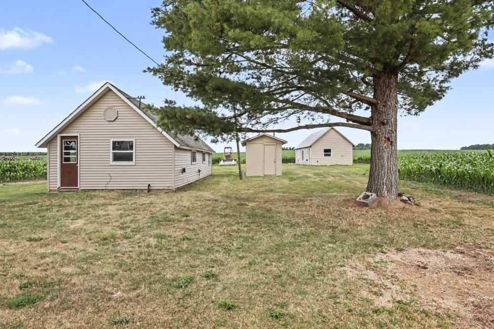 3735 S Stone Road S Fremont, MI 49412