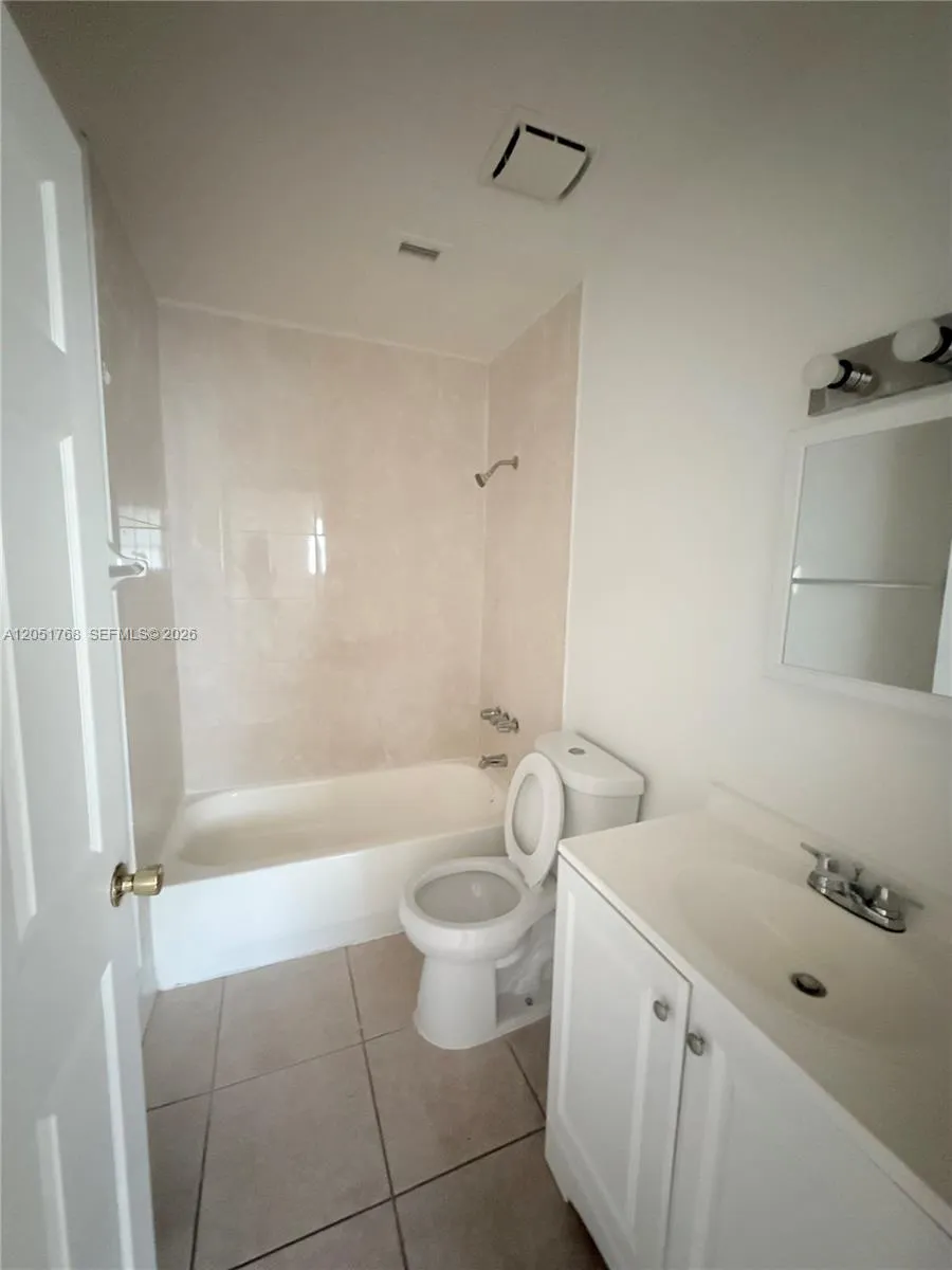 1990 NW 183rd St #11 Miami Gardens, FL 33056