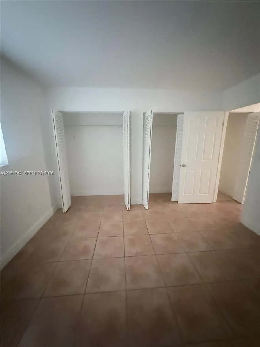 1990 NW 183rd St #11 Miami Gardens, FL 33056