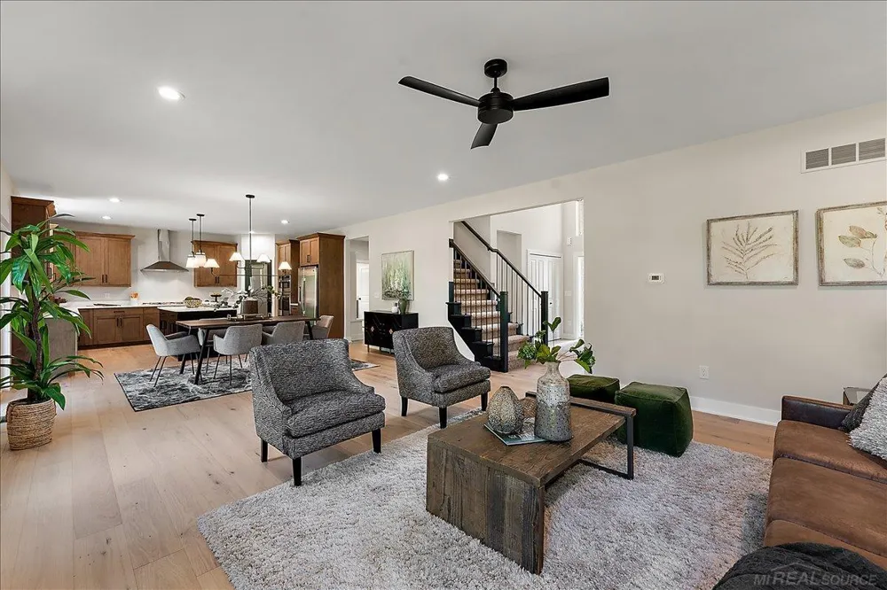 49309 Bayshore Drive Chesterfield Township, MI 48047