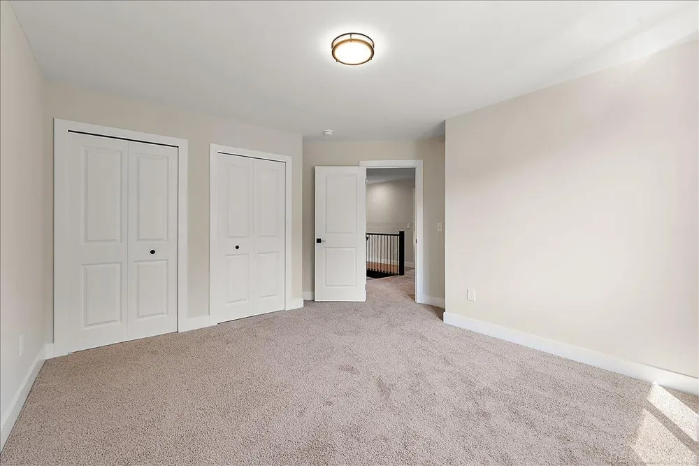 49309 Bayshore Drive Chesterfield Township, MI 48047