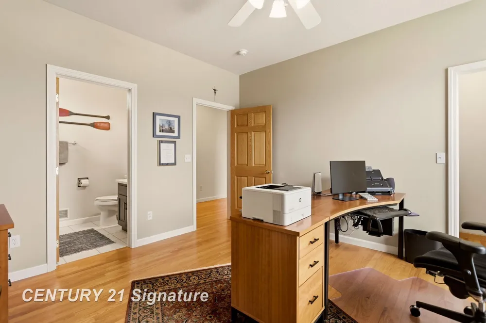 77 Sawmill Creek Trail Saginaw Charter Township, MI 48603