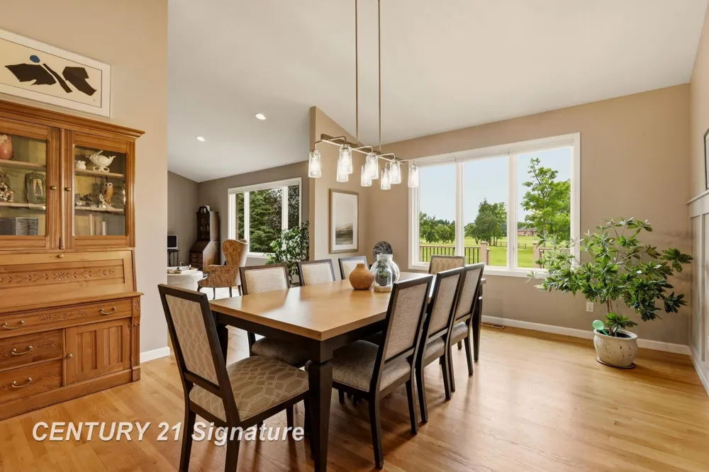 77 Sawmill Creek Trail Saginaw Charter Township, MI 48603