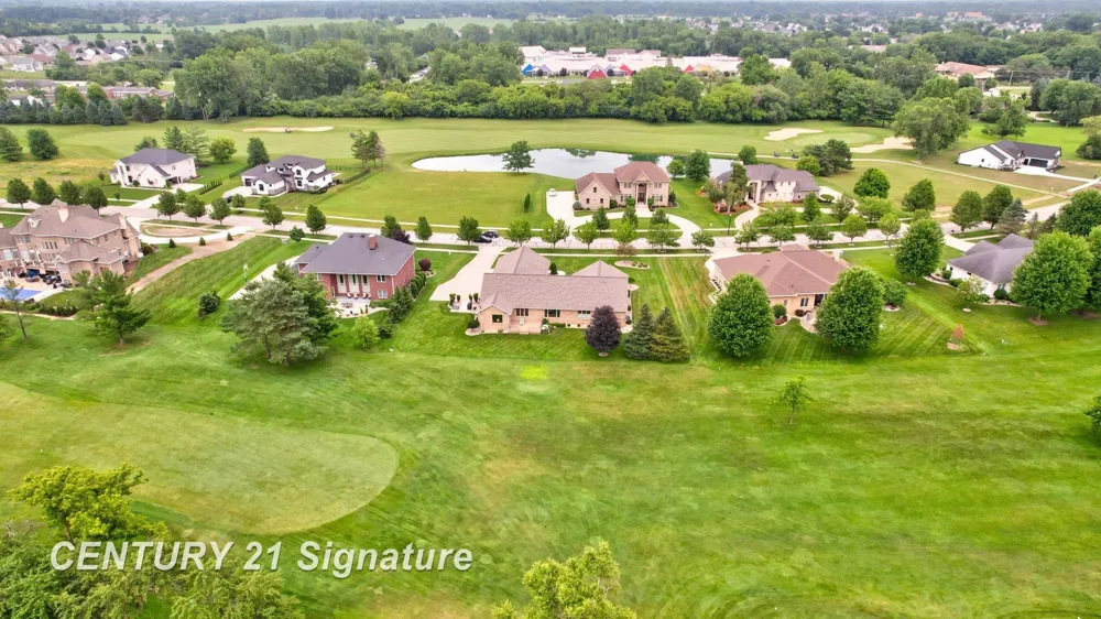 77 Sawmill Creek Trail Saginaw Charter Township, MI 48603