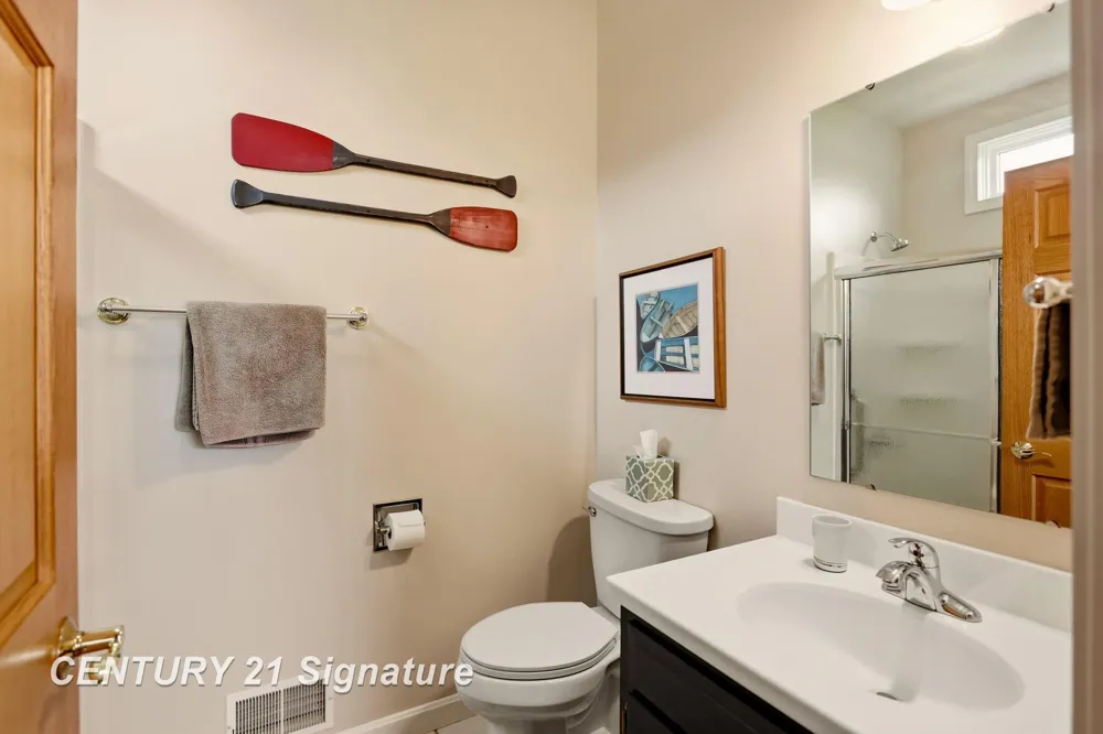 77 Sawmill Creek Trail Saginaw Charter Township, MI 48603