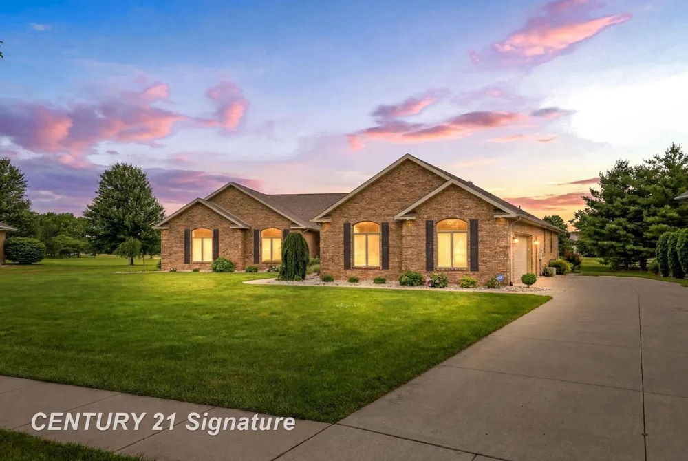 77 Sawmill Creek Trail Saginaw Charter Township, MI 48603