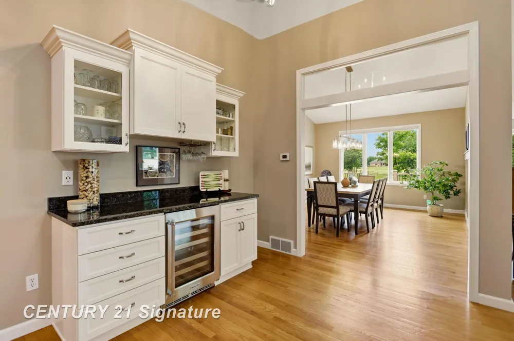 77 Sawmill Creek Trail Saginaw Charter Township, MI 48603