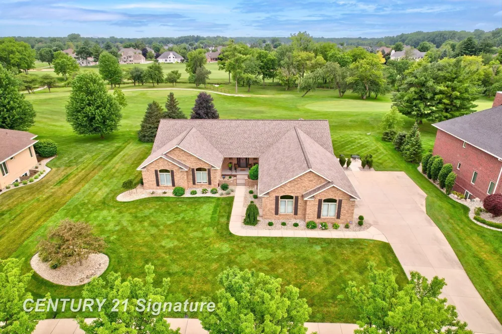 77 Sawmill Creek Trail Saginaw Charter Township, MI 48603