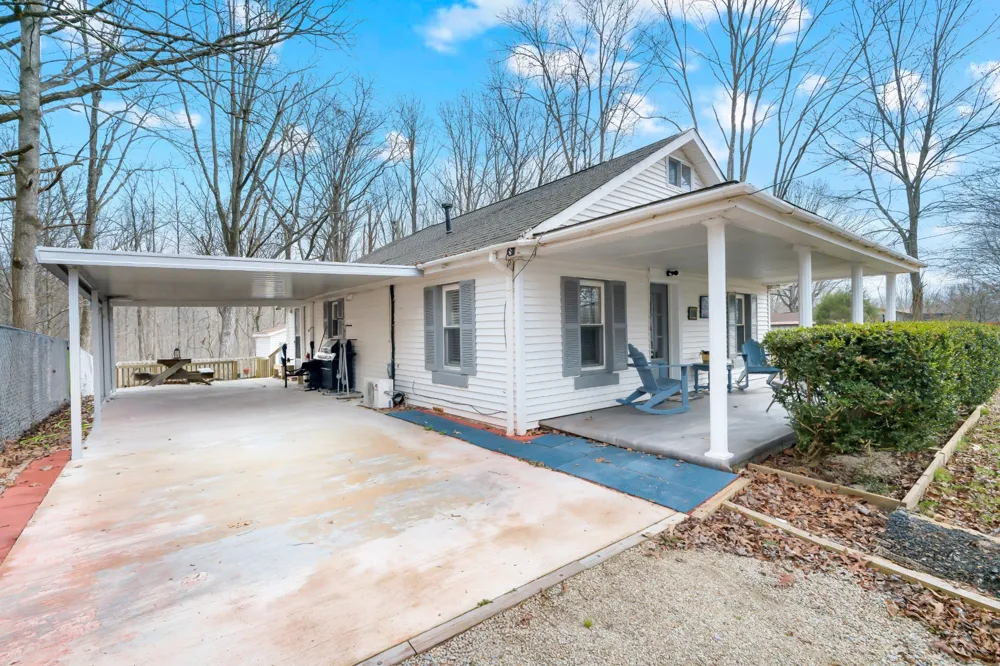 408 Spring St Monteagle, TN 37356