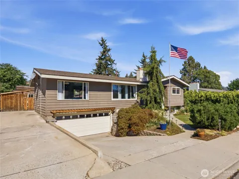 1116 Wedgewood Avenue