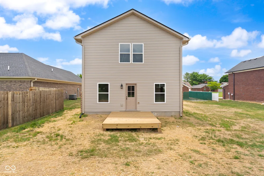 6409 Sunset Loop Charlestown, IN 47111