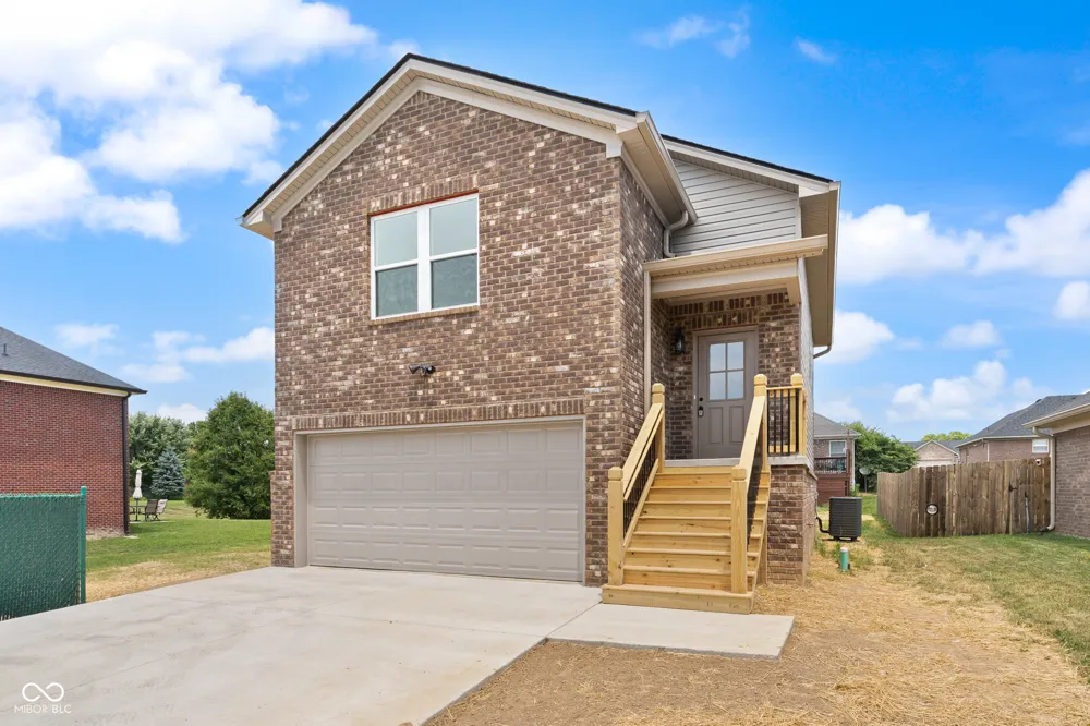6409 Sunset Loop Charlestown, IN 47111