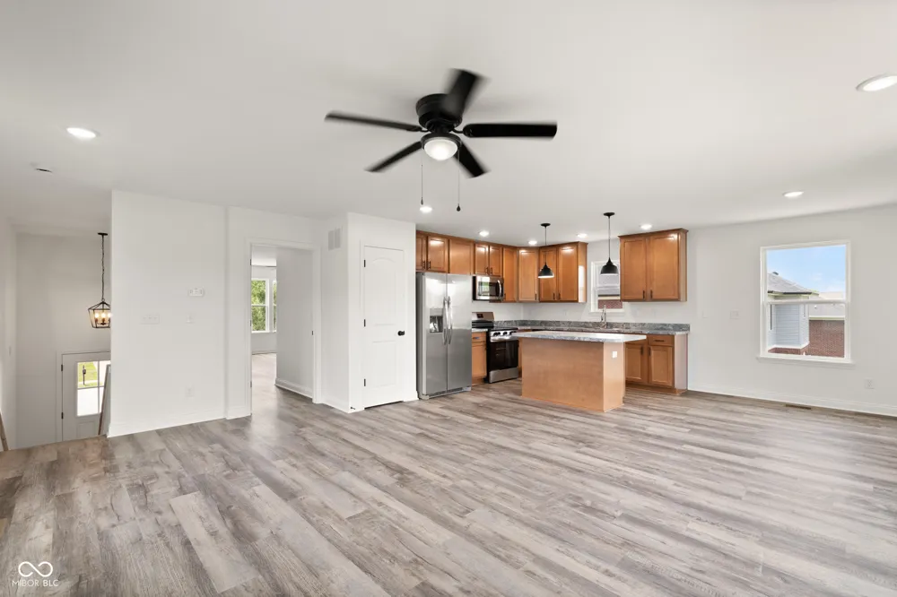 6409 Sunset Loop Charlestown, IN 47111