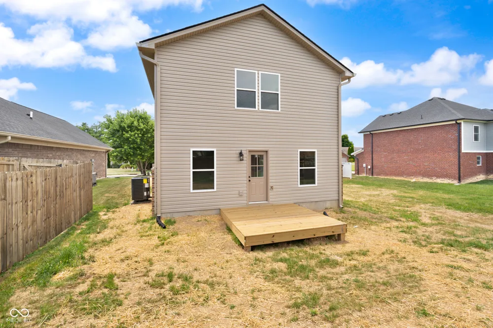 6409 Sunset Loop Charlestown, IN 47111