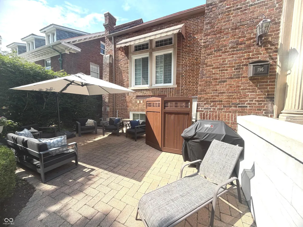 196 E Madison Street #B Franklin, IN 46131
